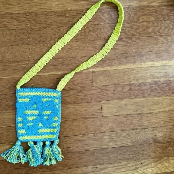 URBAN Outfitters Flower/Stripe Blue Yellow Mini Crochet Crossbody Cell Phone Bag - Picture 12 of 12